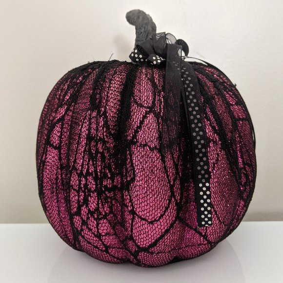 Goth Other - Gothic Glitter Lace Pumpkin